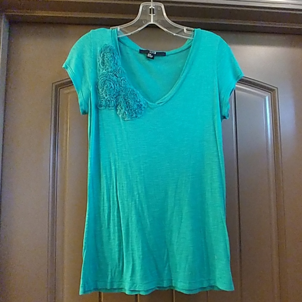 Teal shirt w/ flower detail
